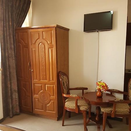Comfort Zone Guest House & Pension Addis Ababa Bagian luar foto